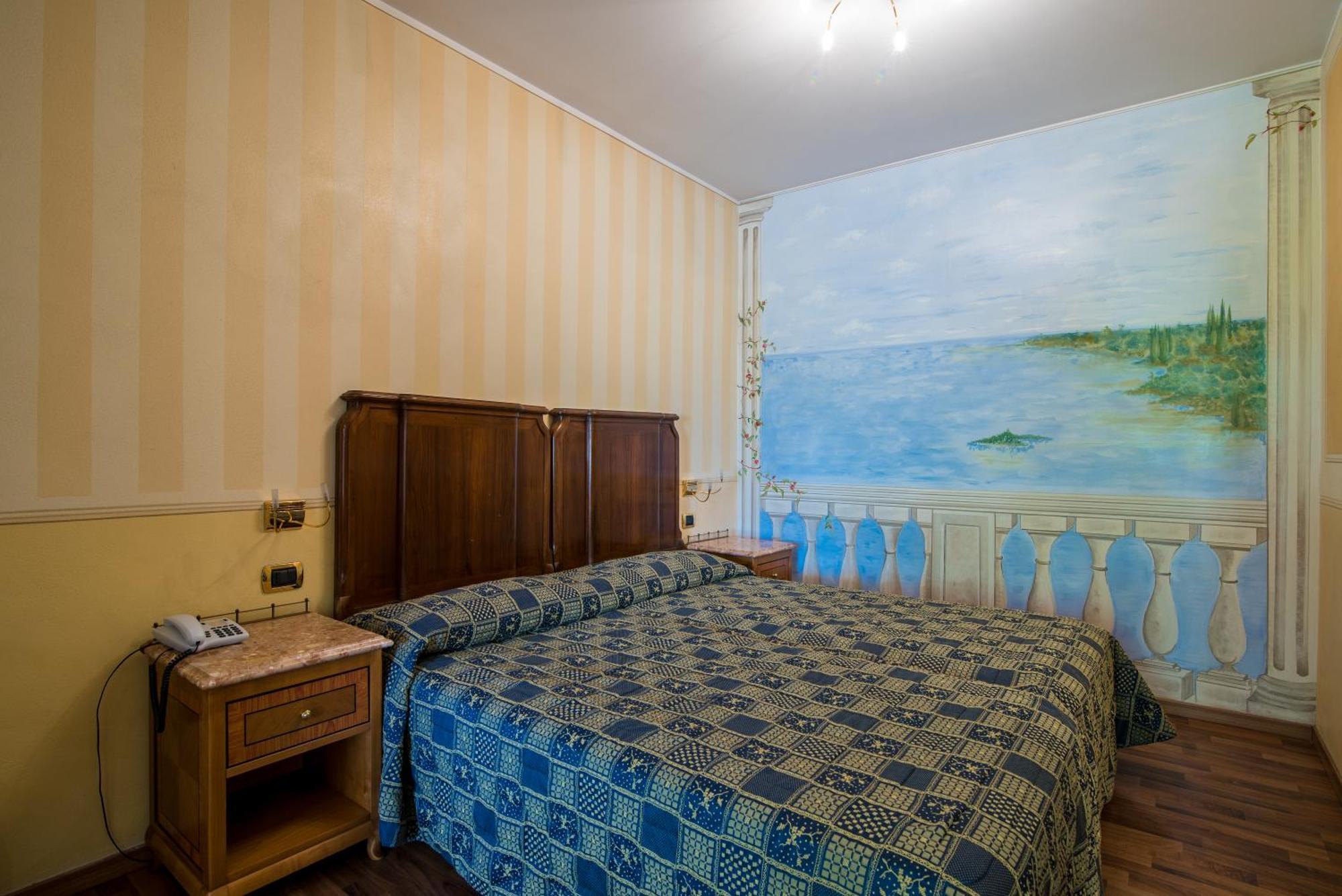 סויאנו דל לאגו Hotel Porta Del Sole מראה חיצוני תמונה