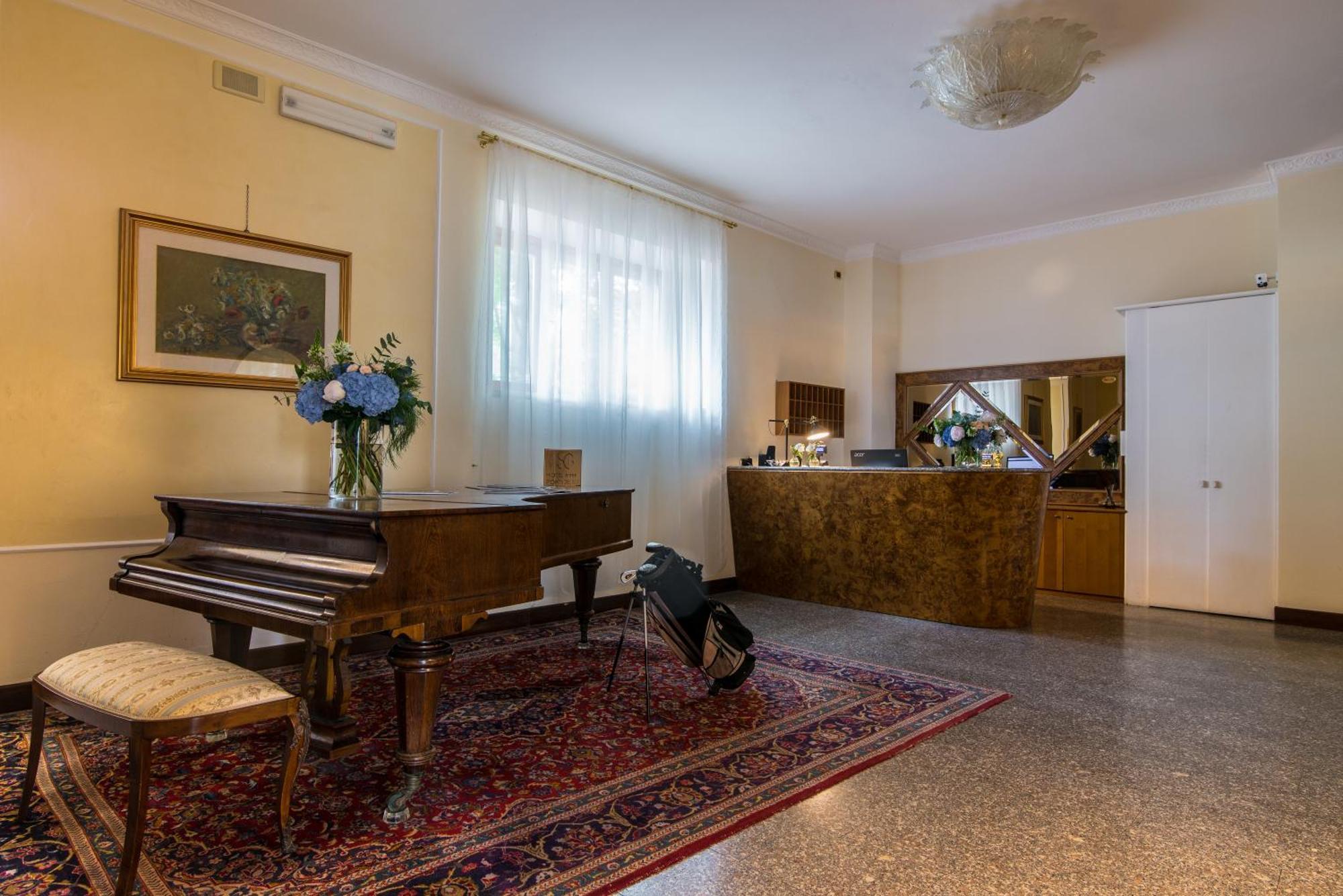 סויאנו דל לאגו Hotel Porta Del Sole מראה חיצוני תמונה