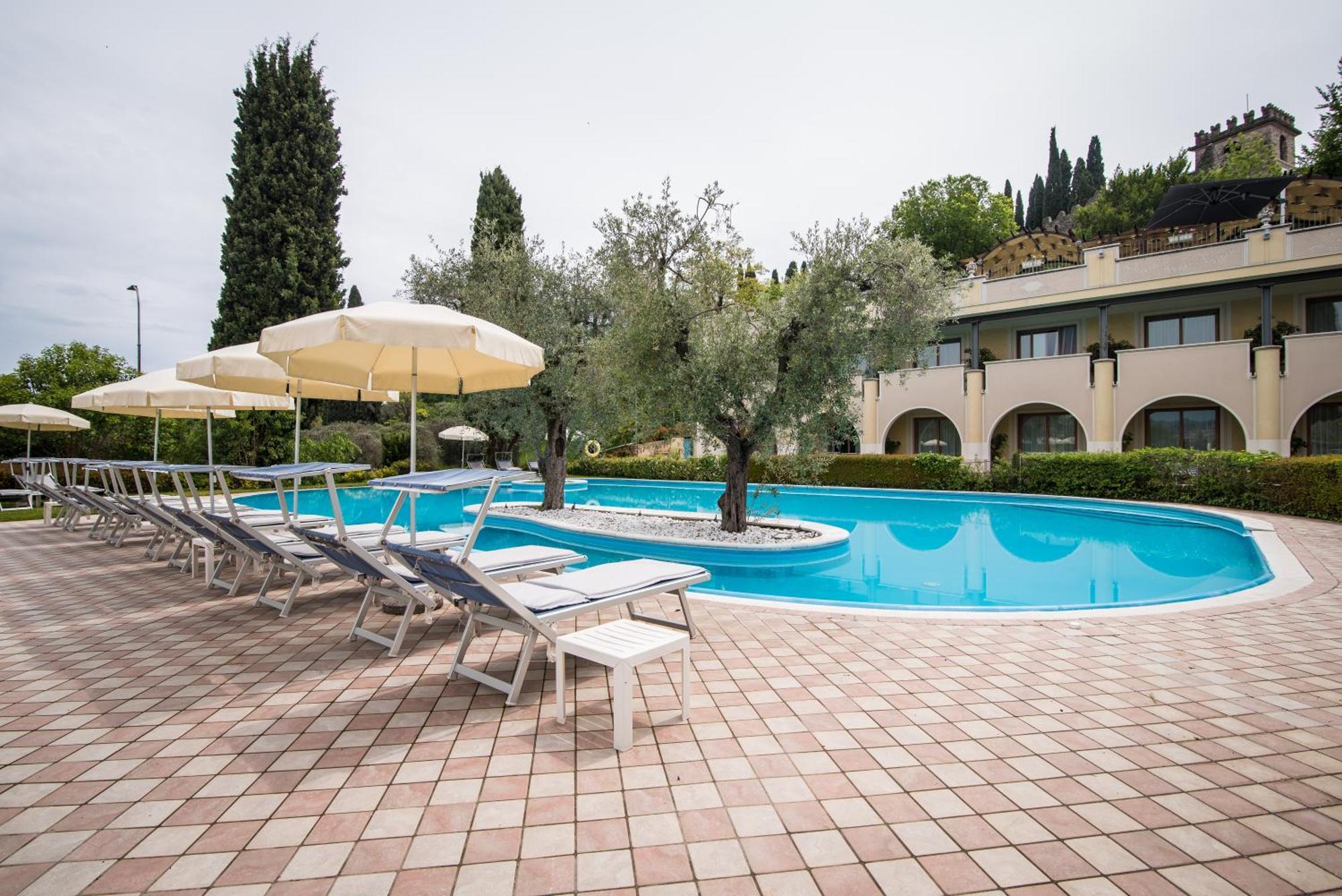 סויאנו דל לאגו Hotel Porta Del Sole מראה חיצוני תמונה