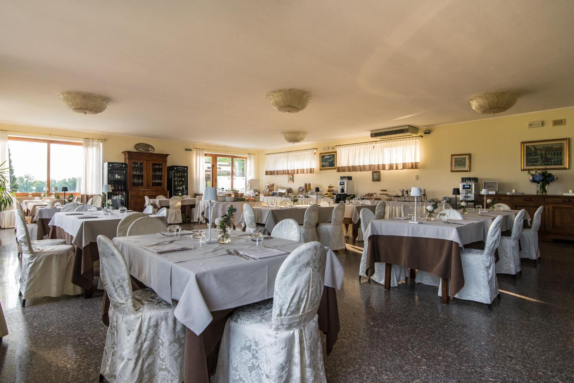 סויאנו דל לאגו Hotel Porta Del Sole מראה חיצוני תמונה
